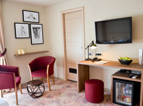 Capitolina City Chic Hotel