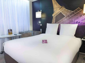 Отель Mercure Paris Centre Tour Eiffel 
