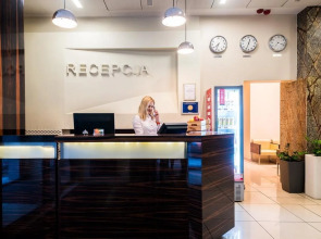 Hotel Apartments Zgoda Warszawa by DeSilva