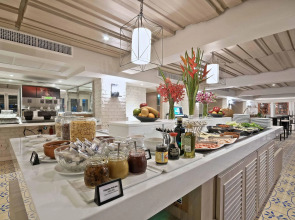 Burasari Phuket Resort & Spa