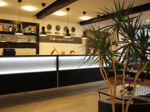 Rheinmetropole Hotel