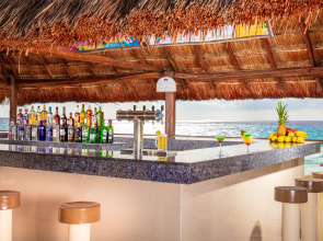 Crown Paradise Club Cancun All Inclusive