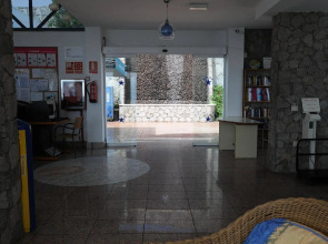 Apartamentos Blue Star