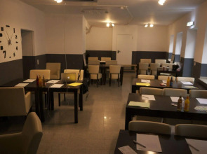 Station Hostel For Backpackers