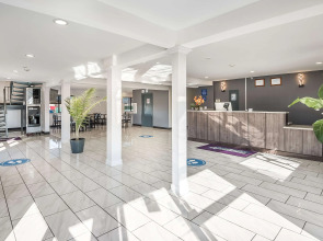 Americas Best Value Inn East Peoria