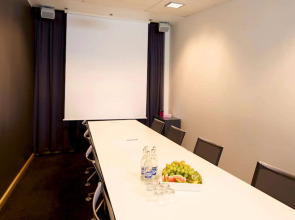 Comfort Hotel RunWay