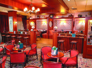 Отель Kapetanios Odysseia