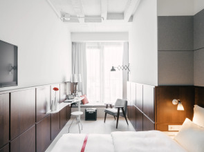 Ruby Lilly Hotel Munich