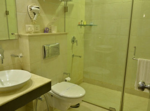 Rockland Hotel - C R Park