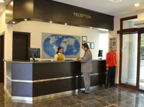 Ener Old Castle Resort Hotel