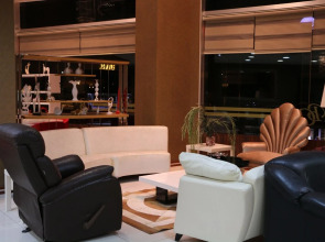 Business Grand Hotel