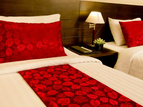 Sinsuvarn Airport Suite