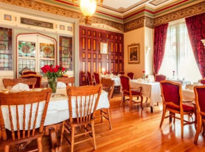 Amethyst Inn at Regents Park