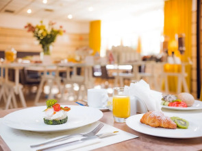 Sangate Hotel Airport