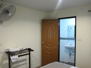 Отель Samsensam Place