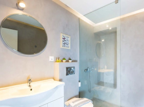 Meltemi Coast Suites