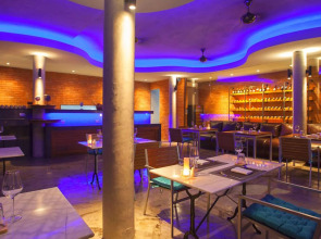 Отель Norn Talay Surin Beach Phuket