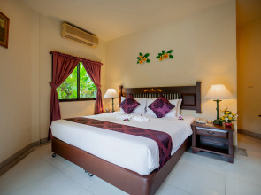 Phuket Leelavadee Hua Ting Resort