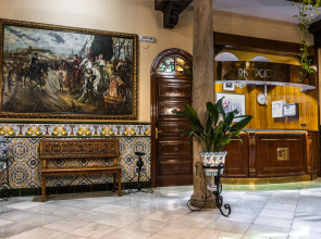 Отель Reina Cristina