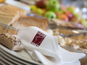Semeli Hotel