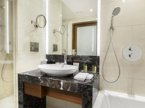 DoubleTree By Hilton Hotel & Conference Centre Warsaw