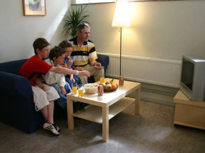 Slottsskogens Hostel