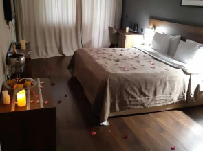 Отель «Яхт-клуб»