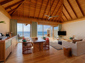 Emerald Faarufushi Resort & Spa