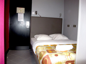 Peace & Love - Hostel