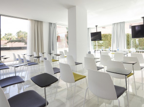 Отель JS Alcudi Mar