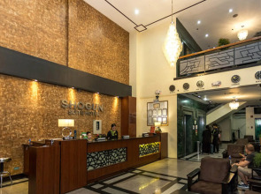 Urban Travellers Hotel