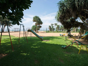 Mermaid Hotel & Club