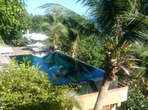 Blue Hill Beach Resort