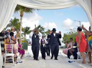 Divi Dutch Village Beach Resort