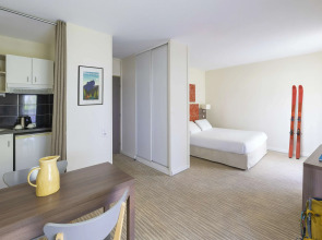 Kyriad Chambery Centre Curial