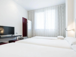 Hotel ILUNION Aqua 3