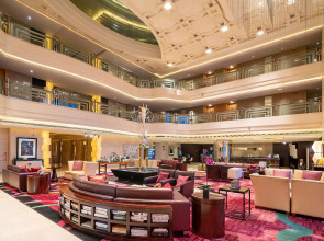 Отель Renaissance Shanghai Yu Garden