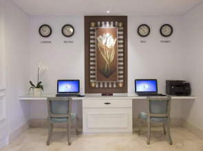 Hotel Santika Seminyak