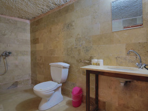 Panoramic Cave Hotel