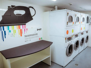 AMISTAT Island Hostel Ibiza - ALBERGUE JUVENIL