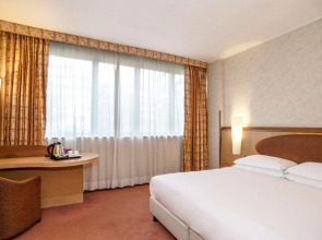 Mercure Eur Roma West