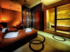 Roset Hotel & Residence