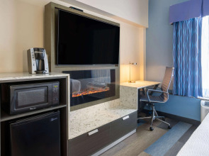 Days Hotel by Wyndham North Bergen NYC Area