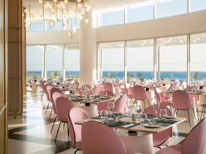 Nissiblu Beach Resort