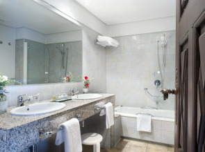 Parador De Cangas De Onis