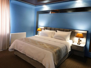 Отель Georgia Gold