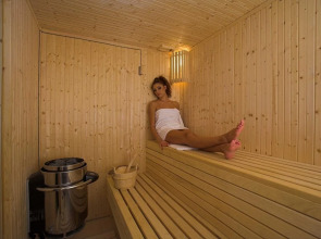 St Nicolas Elegant Residence