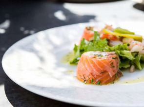 Hôtel Le Donjon - Coeur de la Cité Médiévale