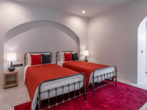 Отель The Gems Mining Pool Villas Pattaya