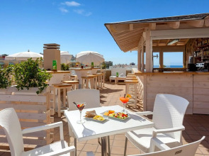 Aparthotel Los Dragos del Sur